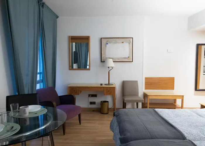 Estudio Para Dos En Pleno Centro De Madrid